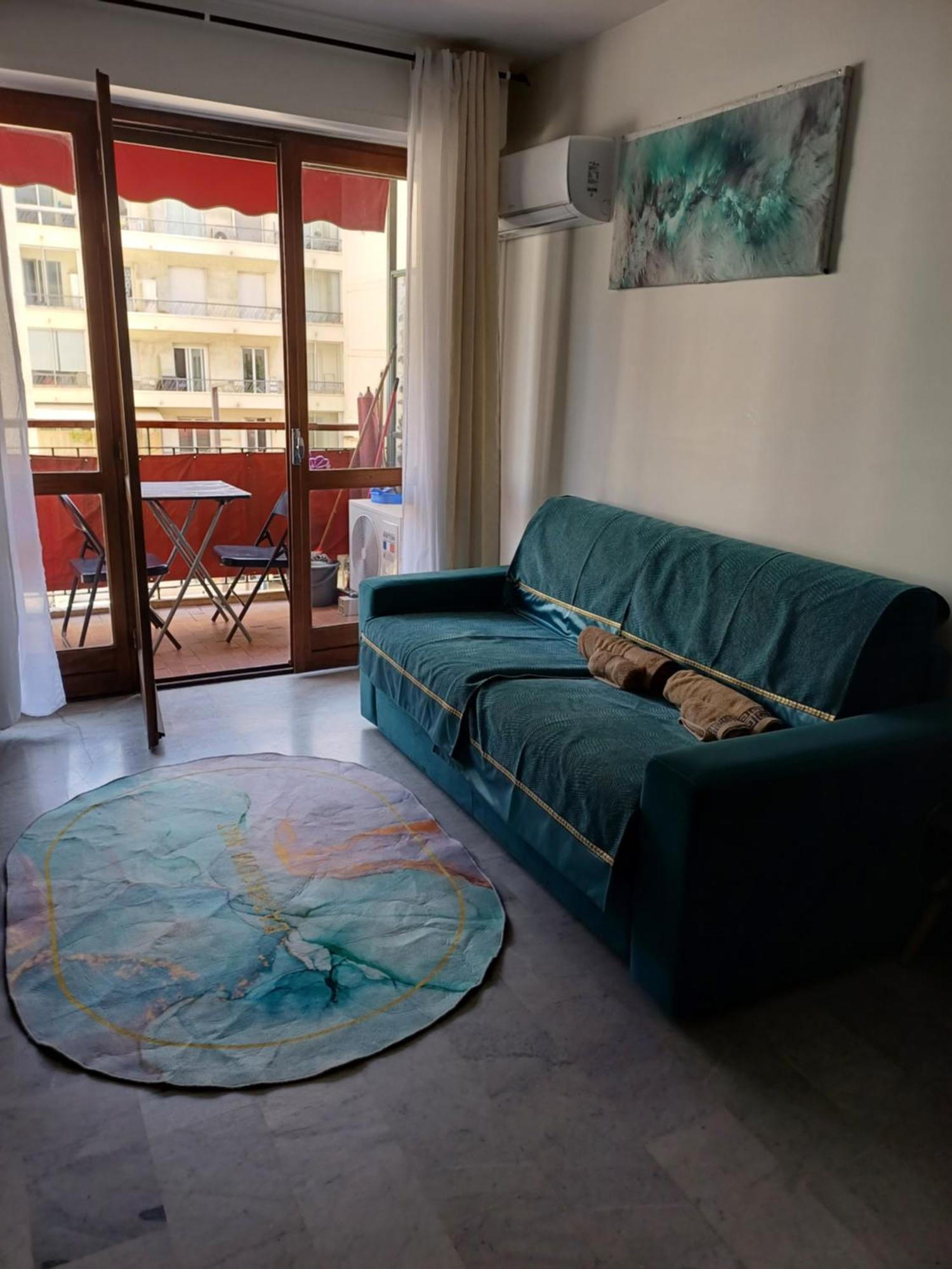 F1 Pres Tramway Et Apartamento Niza