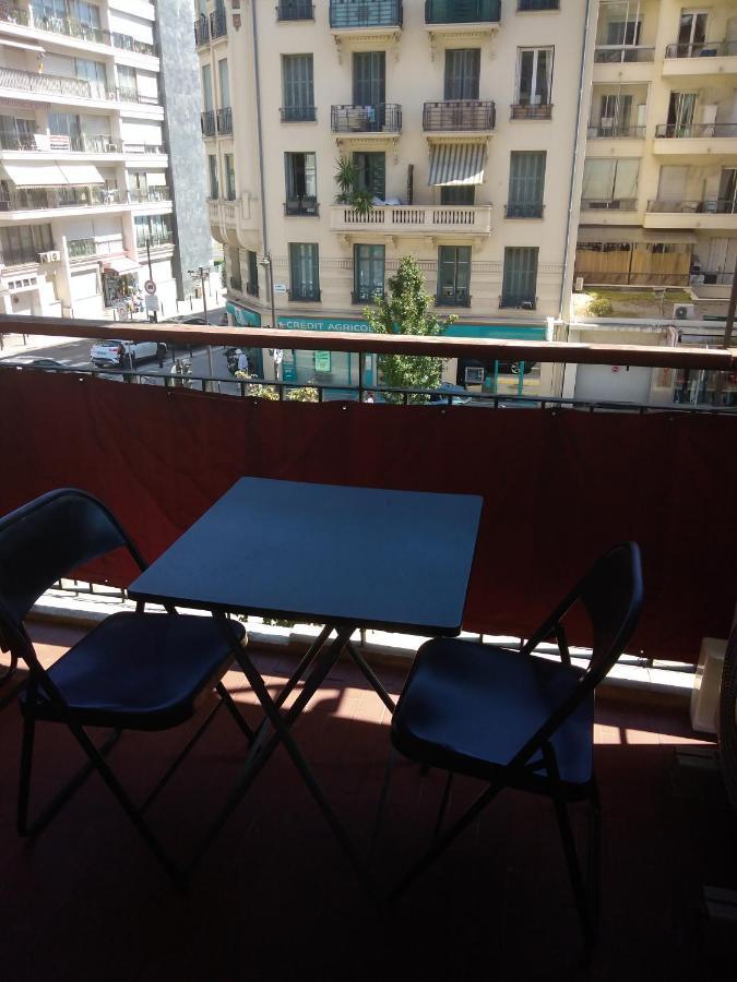 F1 Pres Tramway Et Apartment *